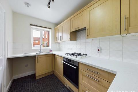 2 bedroom terraced house to rent, Isabella Close, Kings Lynn