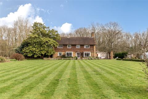 5 bedroom equestrian property for sale - Leatherhead Road, Oxshott
