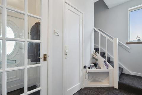 6 Whitton Drive, Giffnock, Glasgow, G46 6EE