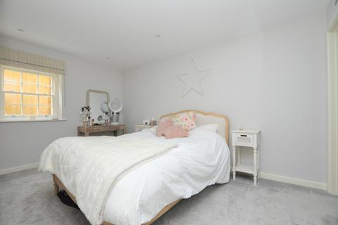 2 bedroom apartment to rent, Nightingale Road, Guildford, Surrey, GU1