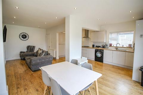 80 Grange Road, Rhyl, LL18 4BY