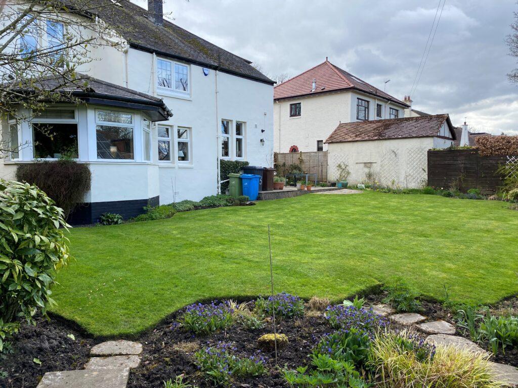 The Former Manse, Rouken Glen Road, Rouken Glen 4 bed detached villa