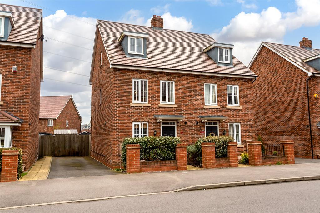 Gold Furlong, Marston Moretaine... 4 Bed Semi-detached House - £340,000