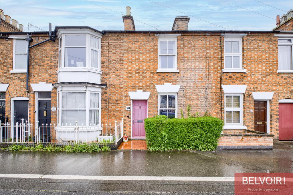 Evesham Road, StratforduponAvon, CV37 2 bed terraced house for sale