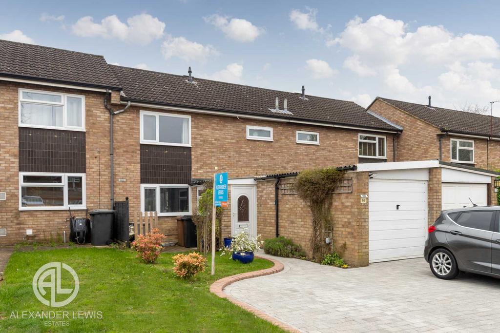 Swanstand, Letchworth Garden City, SG6 2QP 3 bed terraced house for