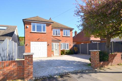 3 bedroom detached house for sale, Ash Road, Shepperton, TW17