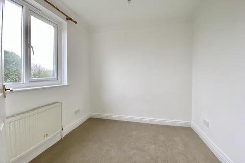 2 Old School Close, Tredrizzick, Wadebridge, PL27 6PH