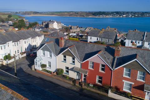 5 Netherton Road, Padstow, PL28 8EG