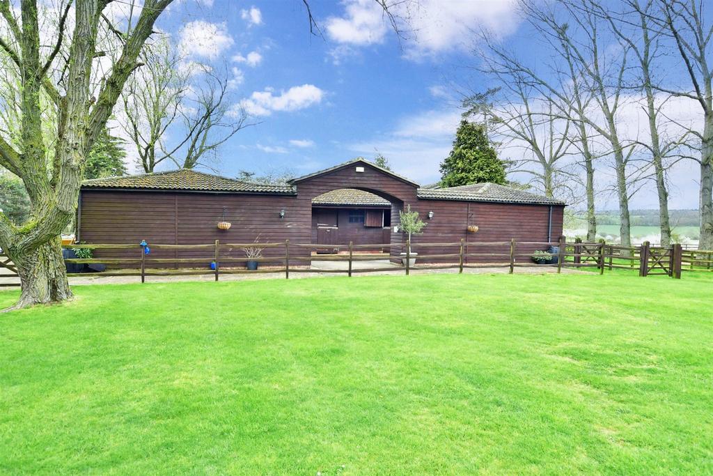 Workshop/Outbuildings