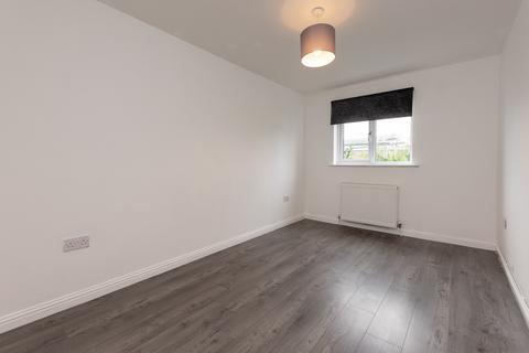 2 bedroom flat to rent, Milovaig Avenue , Flat 0/4, Summerston, Glasgow, G23 5HY