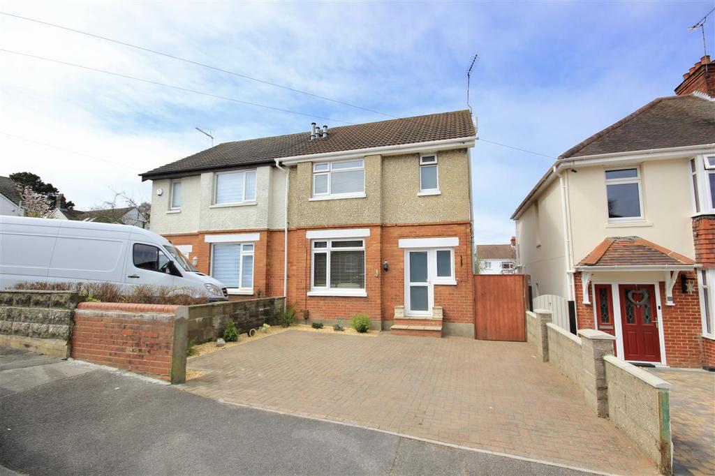 Farcroft Road, Parkstone, Poole 3 bed semidetached house £350,000