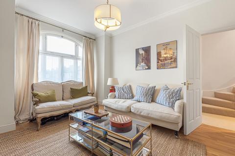 29a Trinity Road, London, SW19 8QS