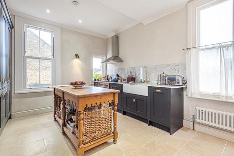 29a Trinity Road, London, SW19 8QS
