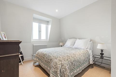 29a Trinity Road, London, SW19 8QS