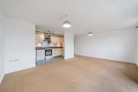 2 bedroom apartment to rent, Fairwater Drive, Shepperton, TW17