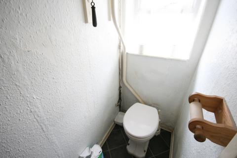 84 Gloucester Road, Droylsden, Manchester, M43 7PN