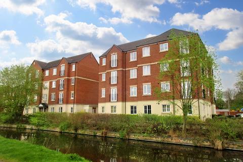 2 bedroom apartment to rent, Clensmore Street, Kidderminster DY10