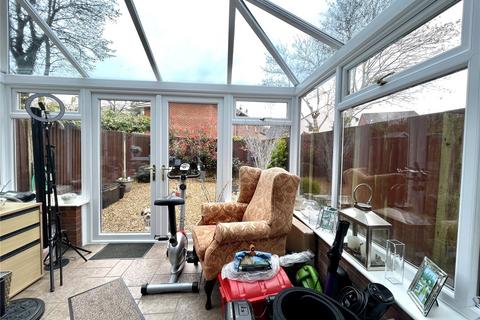 6 Bankview, Lymington, SO41 8YG