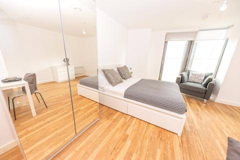 Studio to rent - The Tower, 19 Plaza Boulevard, Liverpool, L8