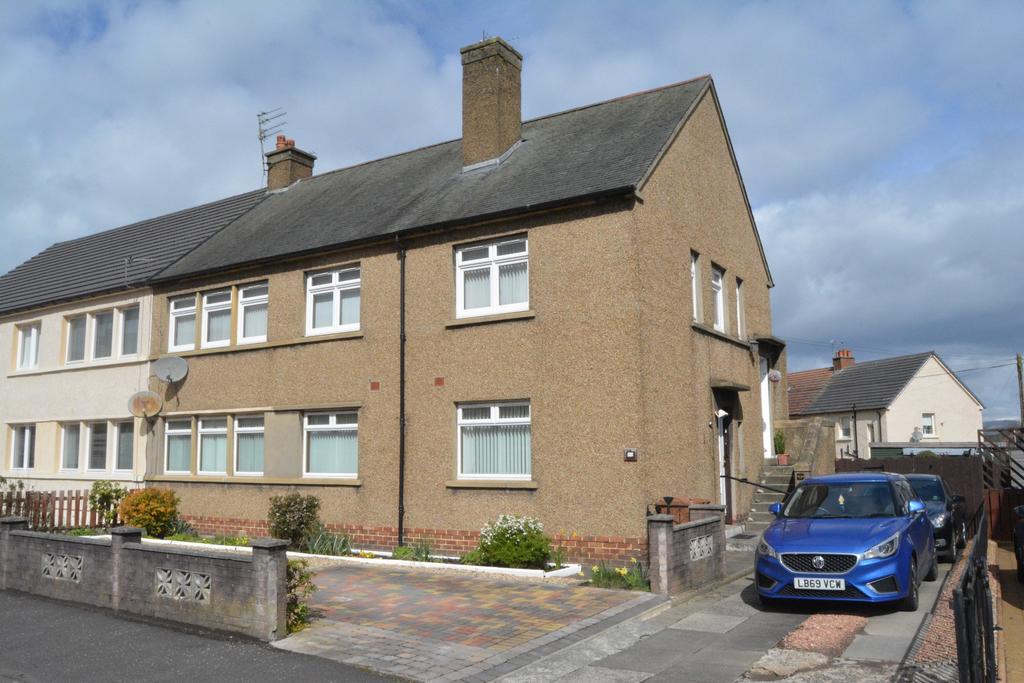 Fairlie Street, Camelon, Falkirk... 3 bed flat £92,000