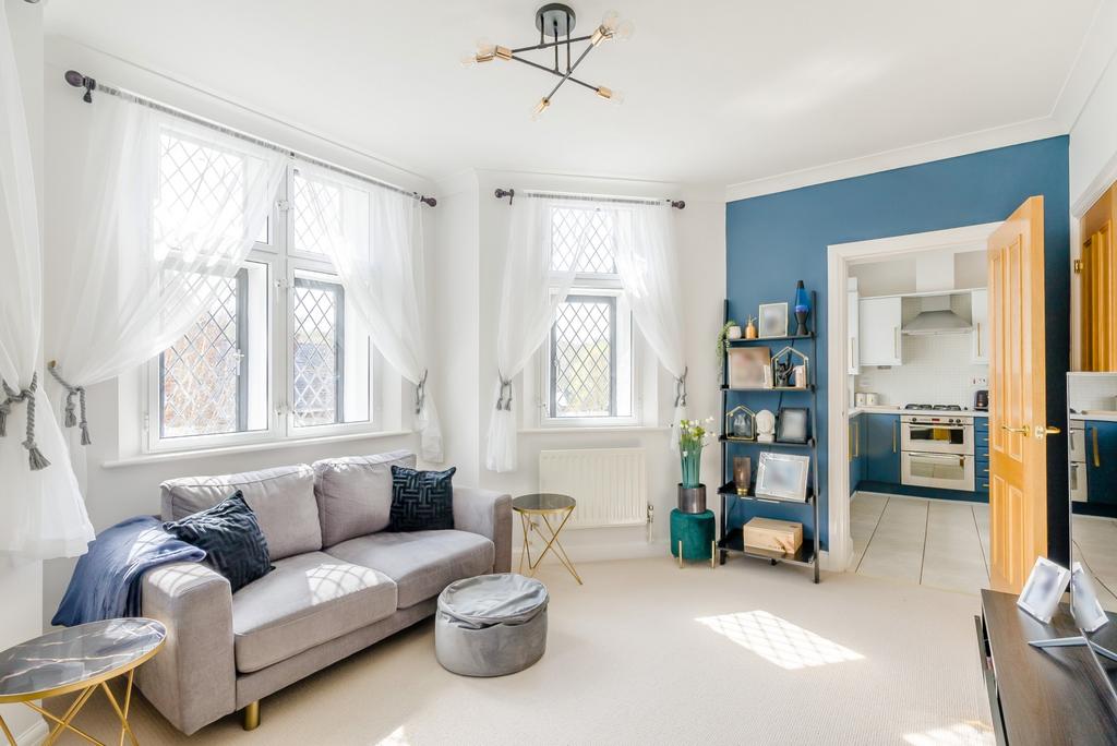 Whielden Street, Amersham 1 bed flat for sale £325,000