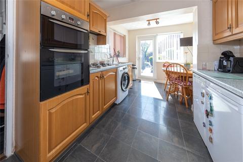 17 Blackthorn Drive, Luton, LU2 8ED