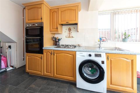17 Blackthorn Drive, Luton, LU2 8ED