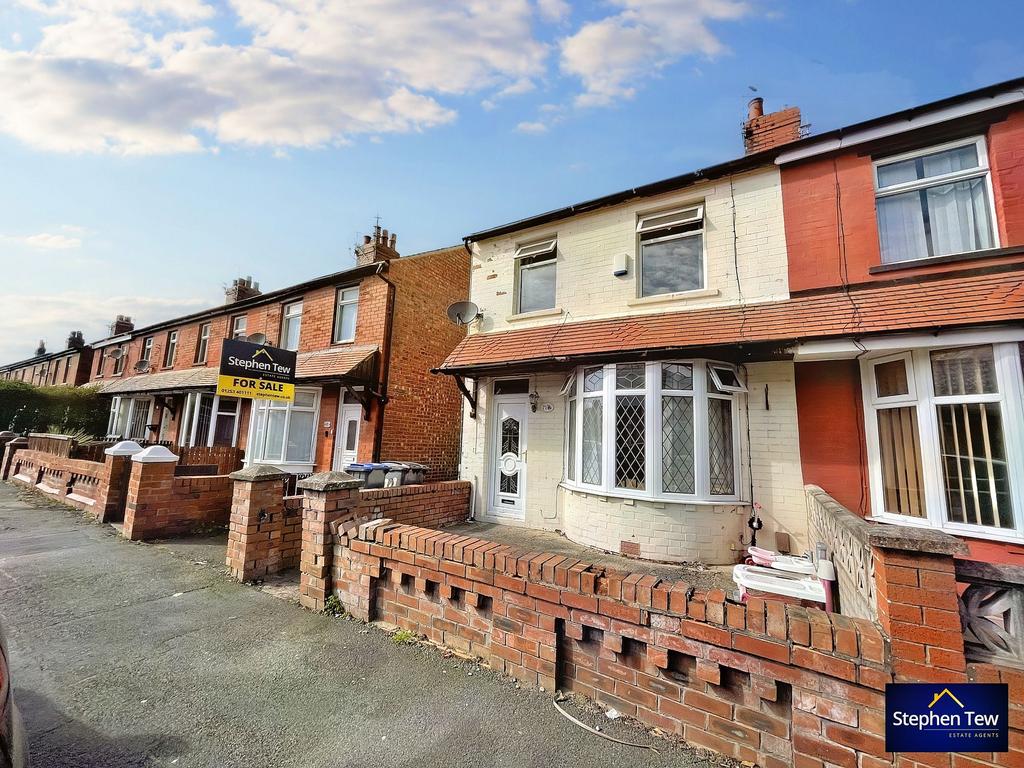 Harcourt Road, Blackpool, FY4 2 bed end of terrace house for sale £