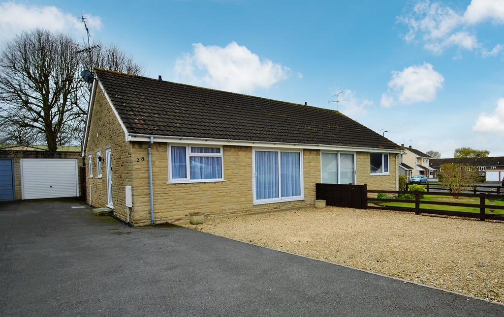 Masons Way, Cheddar, BS27 2 bed semidetached bungalow £340,000