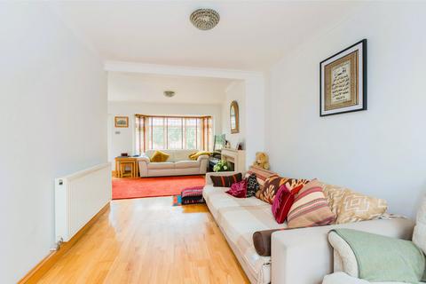 2 Greenacre, Windsor, SL4 5LW
