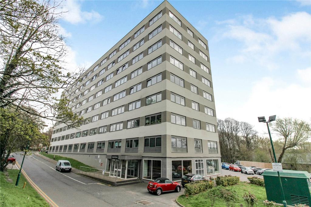 Hubert Road, Brentwood, Essex, CM14 1 bed apartment £180,000