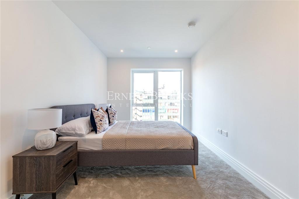 Bogart House, Film Works, Ealing, W5 1 bed apartment £1,900 pcm (£438 pw)