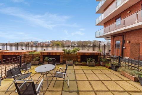 2 bedroom apartment to rent, Elm Quay Court, Vauxhall, London, SW11