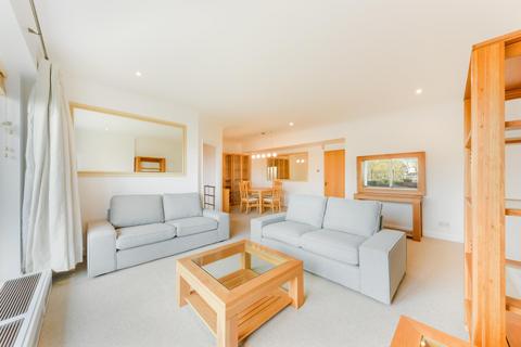 2 bedroom apartment to rent, Elm Quay Court, Vauxhall, London, SW11