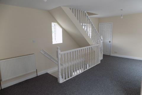 2 bedroom terraced house to rent, High Street, Six Bells, Abertillery. NP13 2QD.