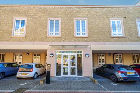 1 bedroom flat for sale - Isleworth,  London,  TW7