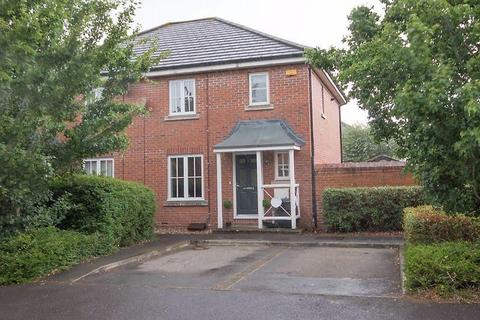 3 bedroom semi-detached house to rent, Ordnance Way, Marchwood, Southampton
