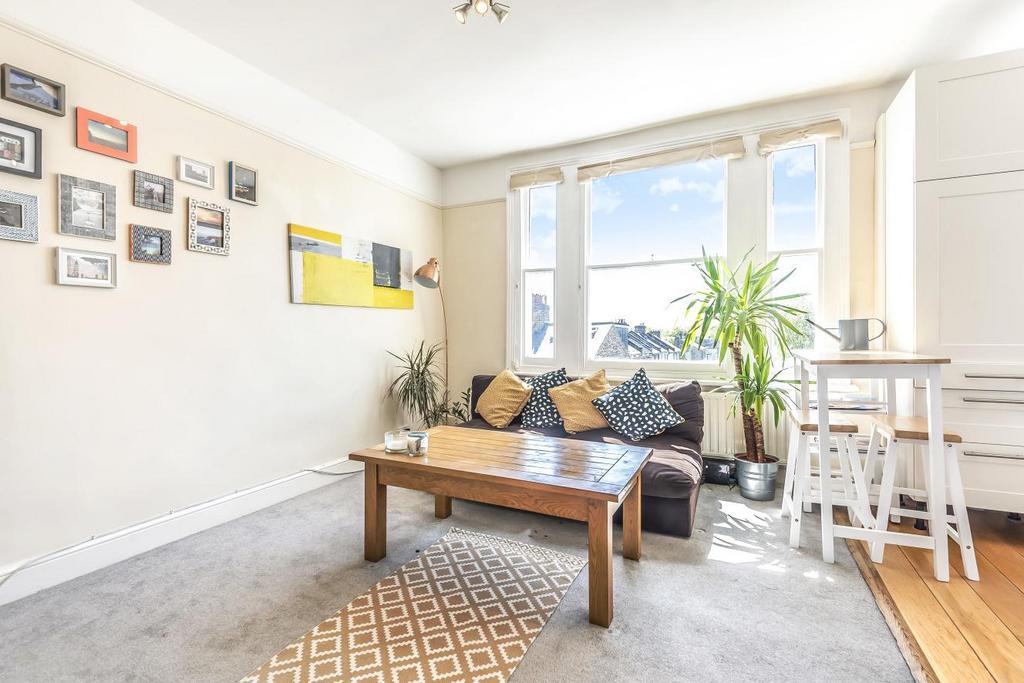 Herne Hill Road, Herne Hill 2 bed flat for sale £450,000
