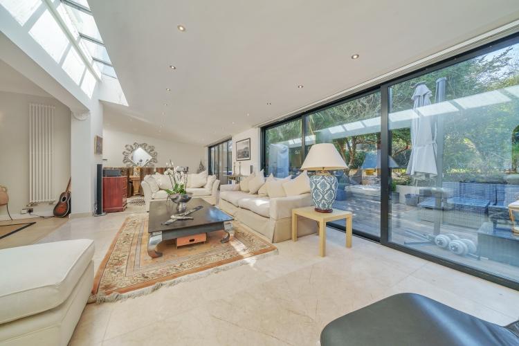 Sutherland Grove London SW18 5 bed house to rent £10,000 pcm (£2,308 pw)