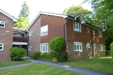 1 bedroom ground floor flat to rent, Hindhead