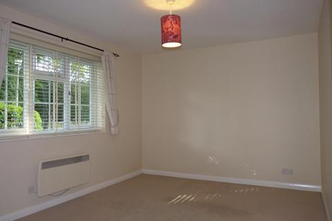 1 bedroom ground floor flat to rent, Hindhead