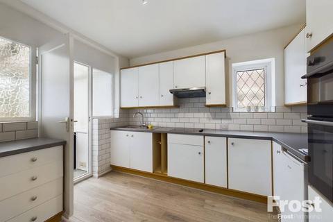 409 Staines Road West, Ashford, TW15 1RB