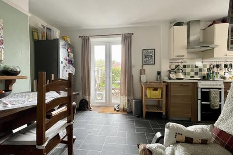 110 Cowick Lane, Exeter, EX2 9HE