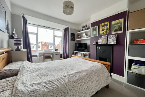 110 Cowick Lane, Exeter, EX2 9HE