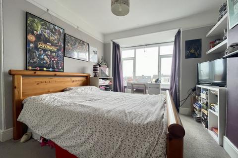 110 Cowick Lane, Exeter, EX2 9HE