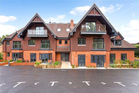 2 bedroom duplex for sale, Green Hedges, Westerham Road, Oxted, Surrey, RH8