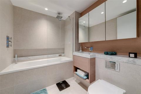2 bedroom flat to rent, Canalside Walk, London