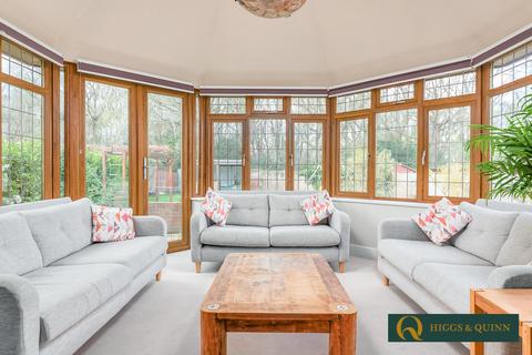 61 Gatesden Road, Fetcham, Leatherhead, KT22 9QP