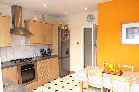 6 Cranmer Road, Edgware, HA8 8UE