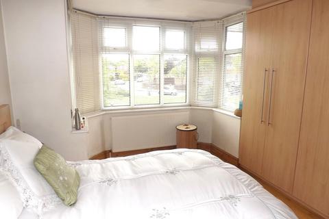 6 Cranmer Road, Edgware, HA8 8UE